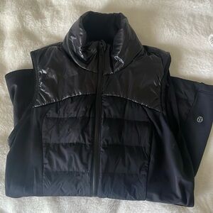 Lululemon black running vest size 6 in amazing condition!